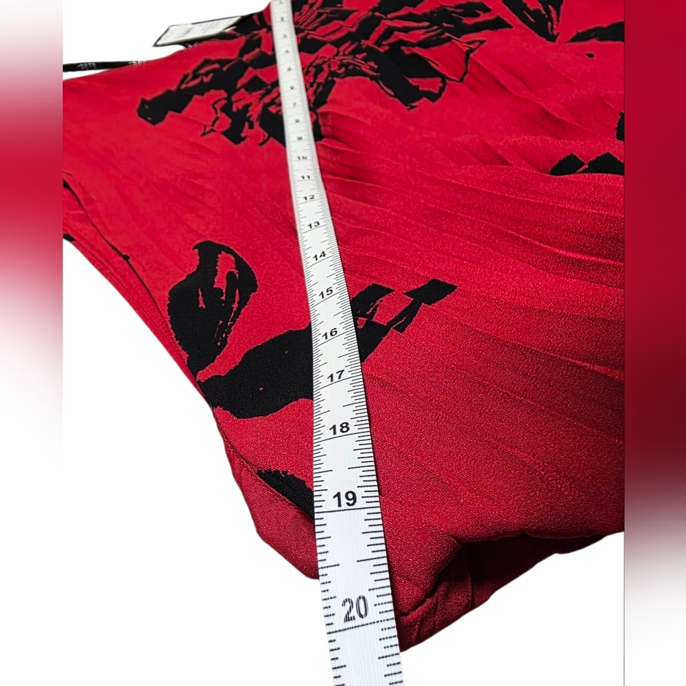 Nicole Miller Red Riding Hood One Shoulder Pleated Dress – Size 16 - Picture 15 of 17